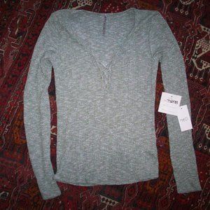 Grey V Neck Shirt Waffle Weave JC Fits INC, Womens Sm/M Long Sleeve Top NWT